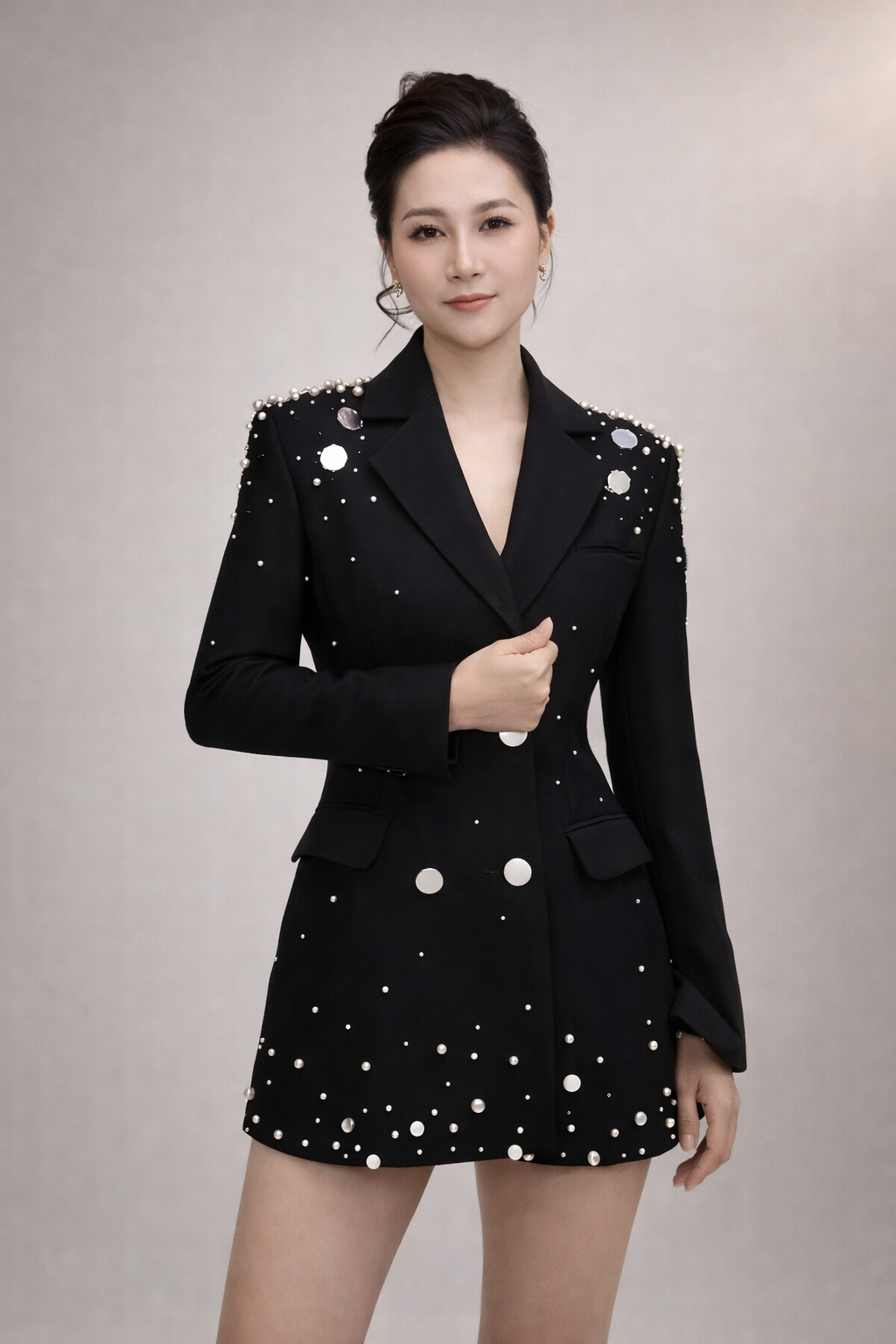 hồng Nhung, huê thị, nguyễn thị huê